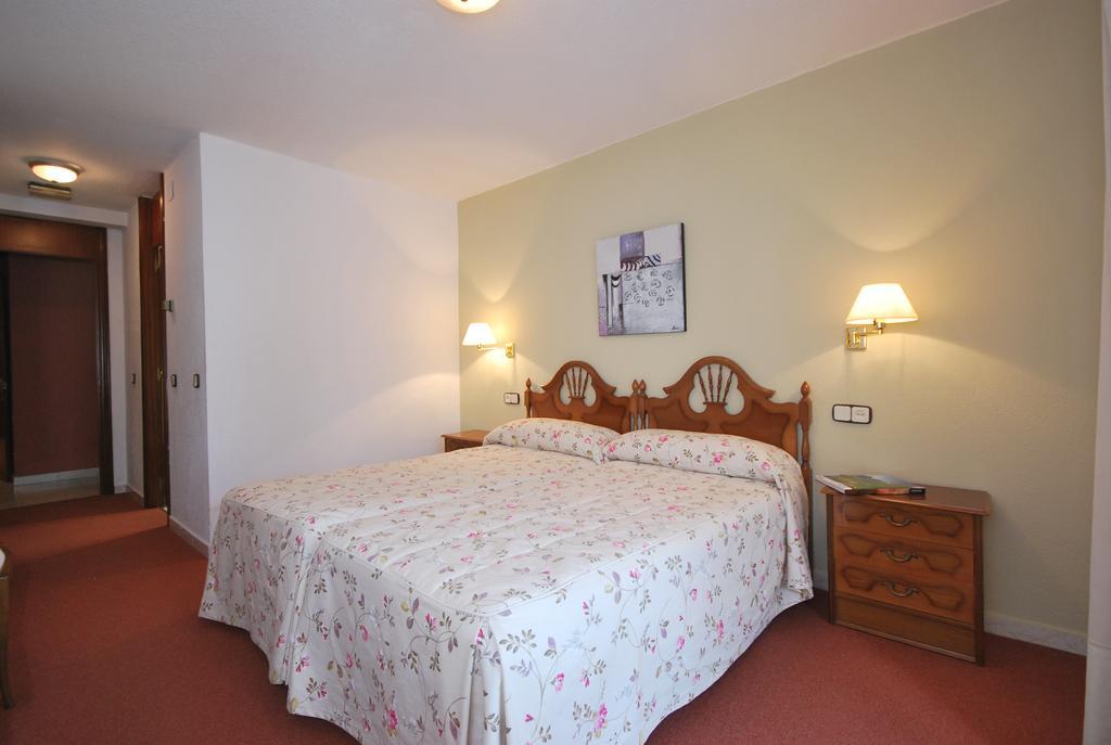 Hotel Principado De Europa Arenas De Cabrales Kültér fotó
