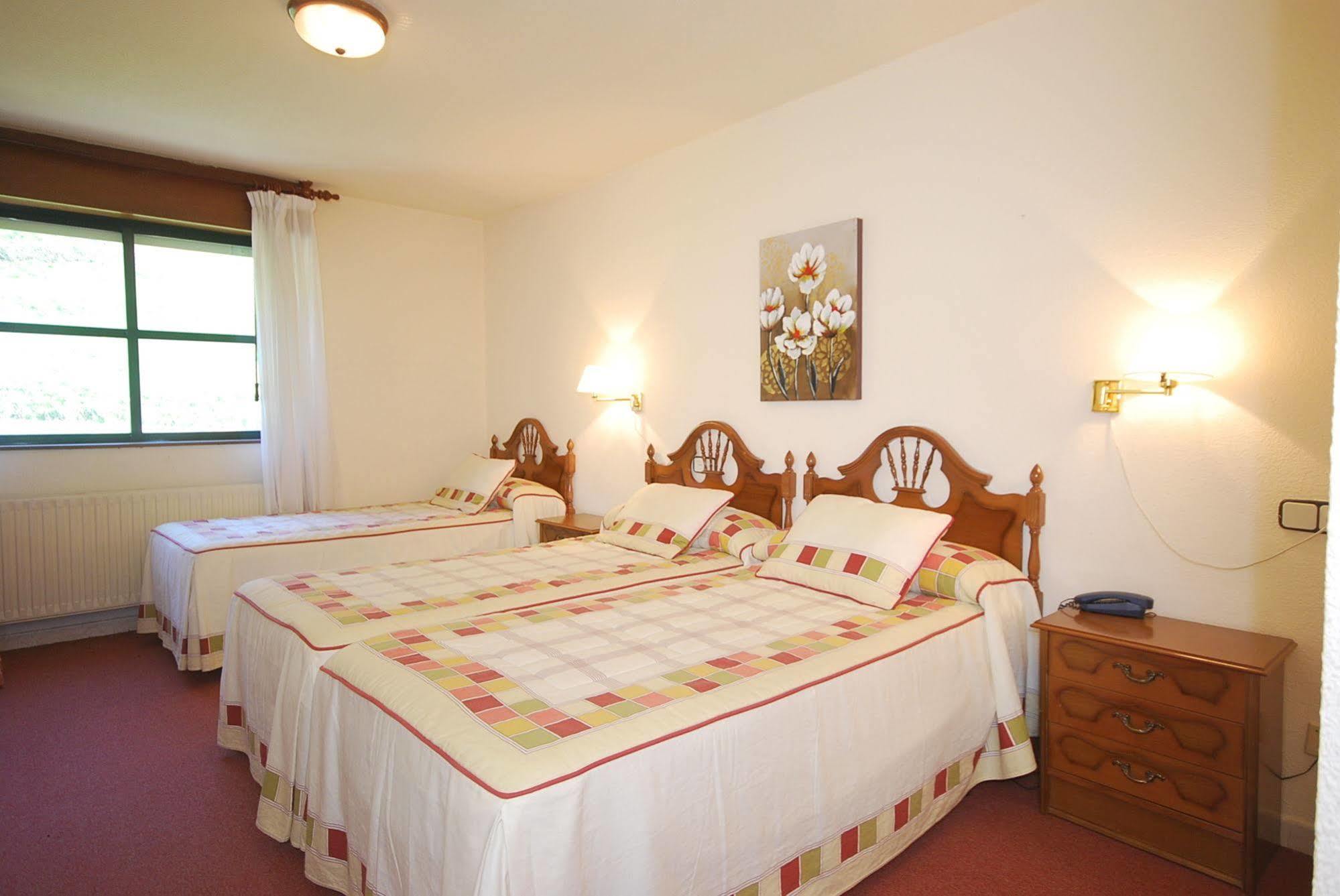 Hotel Principado De Europa Arenas De Cabrales Kültér fotó