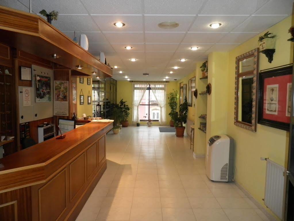 Hotel Principado De Europa Arenas De Cabrales Kültér fotó